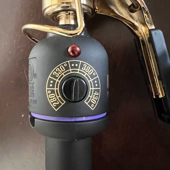 Hot Tools Professional 0.5" curling iron - Picture 2 of 6